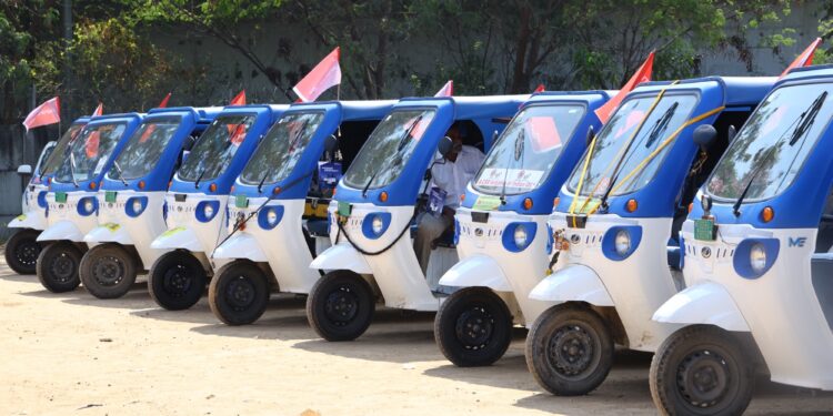 Mahindra last mile mobility electric 3-wheelers participate in Rall-E